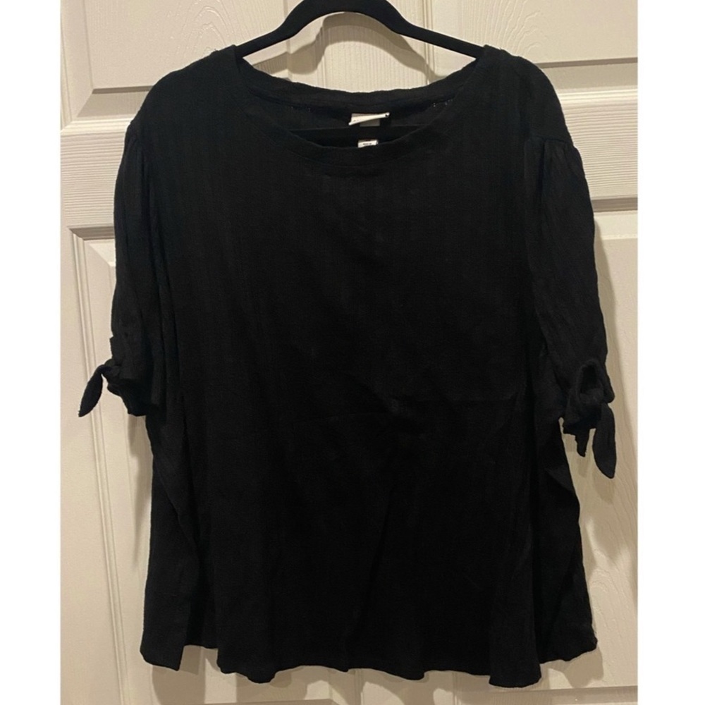 Plus Size Top​​​​​​​​​​